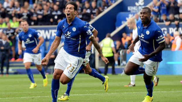 leonardo-ulloa-leicester-city
